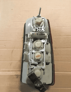 Lampa tylna lewa górna LAND ROVER DISCOVERY 1 I 200TDI 1989-1994 3