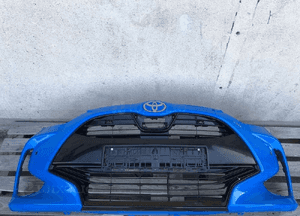 Zderzak przód przedni toyota yaris iv 4 2020- 52119-0DA00  kratka atrapa 1