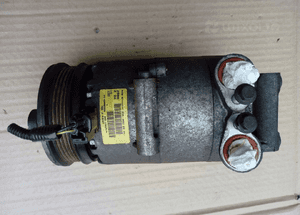 Volvo S40 II V50  Ford Focus MK2 C-Max 1.6 16V sprezarka klimatyzacji 2