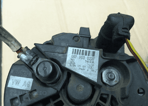VW Passat B6 Touran Octavia Altea 1.9 2.0 FSI TDI alternator 140A 06F903023F 3