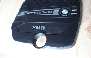 Osłona górna silnika twin power turbo bmw F30 F31 2013 2