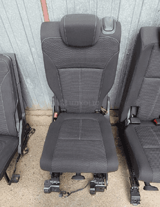Opel zafira c tourer fotele tylne tył komplet 3