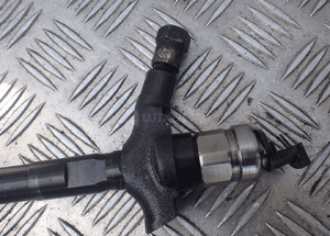 Wtryskiwacz denso 068 12E322 radom 4