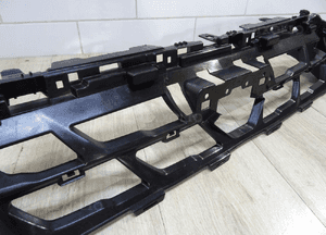 A3 8Y0 s-line wzmocnienie grila 8Y0853949E lift 3