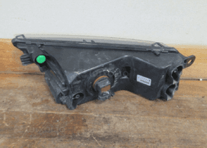 HALOGEN PRZECIWMGIELNY PRAWY VW TIGUAN II 2 5NA 2016- 15