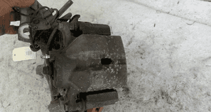 LEXUS CT200H 1.8 hybryda zwrotnica lewa 26 frezów 4