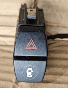 BMW X5 F15 przełącznik włącznik świateł awaryjnych