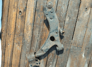 WAHACZ PRAWY LEWY PRZÓD PRZEDNI FORD KUGA MK1 2.0 TDCI 9