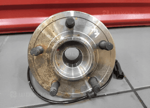 JEEP CHEROKEE LIBERTY KK 2.8CRD 07-12r. PIASTA ŁOŻYSKO PRZÓD NIEUŻYWANA ZAM 2