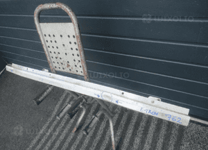 Belka zderzaka dolna górna przednia przód audi e-tron 4KE807109 4KE807093 16