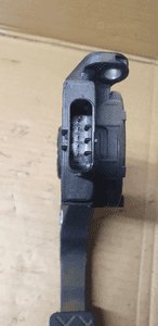 Pedał potencjometr gazu Audi A4 B8 8K1721523 5