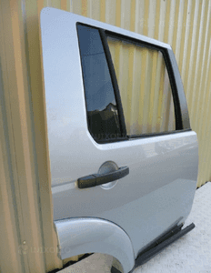Land rover discovery 3 4 L319 drzwi tył prawe 3