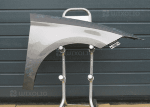 Błotnik przedni przód prawy seat leon 3 iii 5F0 2012- 2