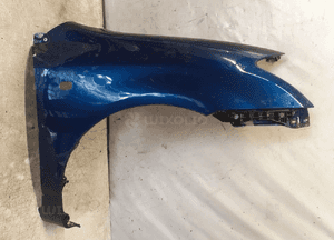 Toyota corolla E12 błotnik przedni prawa 8T7 niebieski 1
