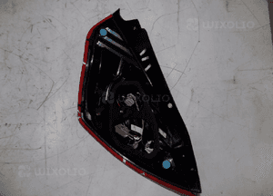 Ford fiesta MK7 lift lampa prawa tył led europa 6