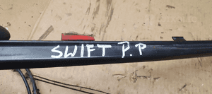 Listwa szyby czołowej prawy przód Suzuki Swift IV 77160-63J0 6