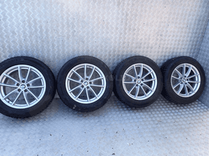 KOŁA FELGI ALUMINIOWE BMW 7JX18 ET 22 Z OPONAMI ZIMA 225/60/18 XL KOMPLET 1