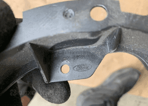 Dystans adapter głośnika Ford Mondeo MK4 6M21-18K849-AA 3