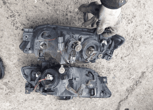 Mazda 323f bj 98-03 lift lampa przód przednia prawa lewa 4