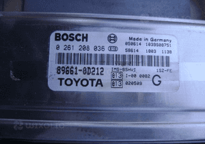 Toyota Yaris 03-05 1.0 VVTi komputer silnika 89661-0D212