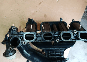 Kolektor ssący Ford Mondeo MK3 2.0 16V 1S7G-9424-DC 9