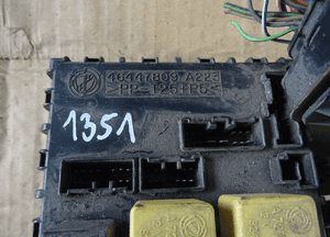 SKRZYNKA BEZPIECZNIKÓW ALFA 156 1.8 TS 46447809 2