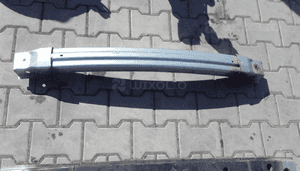 Honda HRV belka zderzaka przod przednia