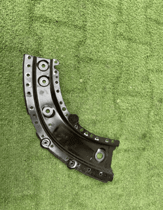 Fartuch prawy bmw G30 G31 G15 G16 F90 F91 F92 F93 2