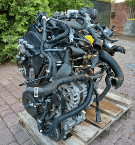 Nissan qashqai renault clio 1.5 K9KU872 silnik kompletny 4