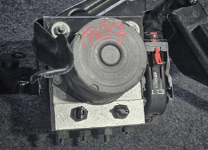 Audi A4 B6 B7 pompa sterownik ABS 8E0617517 AK 8E0910517 H D 2