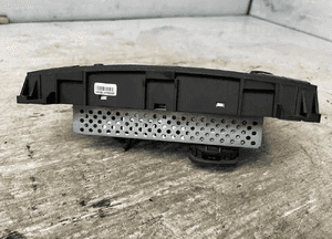Radio nawigacja panel radia mercedes vito W447 2014-2019r A4479009005 4