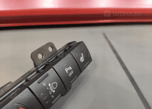 Jeep cherokee liberty kk dodge nitro przycisk panel świateł awaryjnych 8