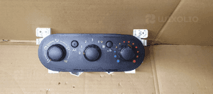 Panel nawiewu powietrza Opel Vivaro B Trafic III E1093049AC 4