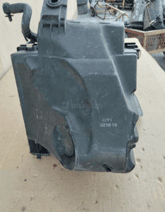 Obudowa filtra powietrza vw passat B5 2.0 b 20V 3B0129605E 3