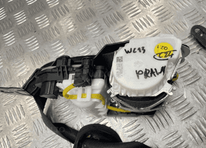 MERCEDES W213 PAS BEZPIECZENSTWA PRAWY PRZÓD NAPINACZ A2138605600 4