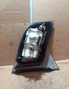 Lampa tylna lewa audi A4 B7 avant nr 8E9945094 2