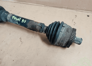 Półoś lewa krótka VW Passat B5 FL 2.0 8V Automat 8D0407271DM 3
