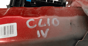 RENAULT CLIO IV ćwiartka lewa przednia przód 5