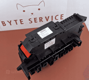 Mercedes-Benz W221 W216 Skrzynka / Moduł BEZPIECZNIKÓW SAM A2215403150 2