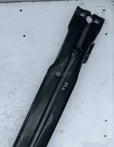 Volvo V40 belka przód przednia cała 31776334 2