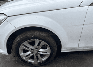 Mercedes W204 2.2CDI lift kpl przód 149 oryginał w kolor 11