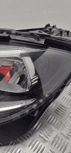 Mercedes W213 lampa lewa przód przednia A2138202161KZ km 4