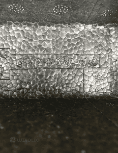 Styropian wkład bagażnika na zestaw klucz i lewarek FK72-19G381 Land Rover Discovery Sport 2