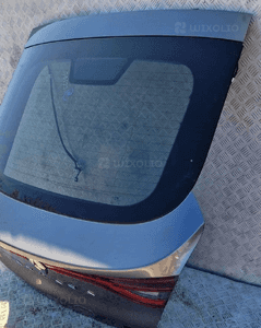Klapa bagaznika kompletna renault arkana org 2