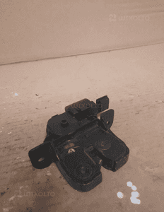 # ZAMEK KLAPY TYŁ RENAULT SCENIC III nr 846300003R 2