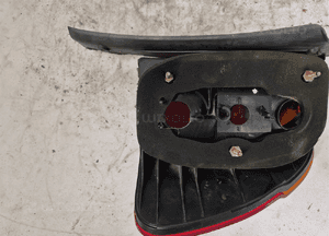 Lampa tylna lewa tył lewo bmw 5 E39 kombi 7