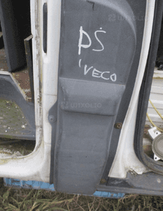 Listwa Drzwi BOK Iveco Daily 99-12 Przód 9