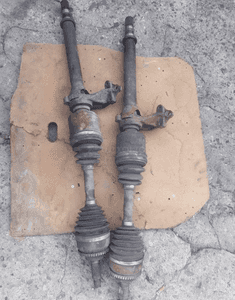 Mazda MPV 02-06 2.0 citd Półoś półośka prawa 1