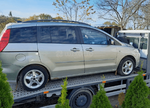 Mazda 3  BK  03-09  5 05-10 Zbiornik płynu spryskiwaczy pompka zbiorniczek 11