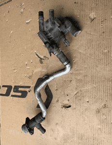 Obudowa termostatu termostat króciec wąż wody Ford C-MAX 1.0 ECOBOOST CM5G-9K478-FB 1